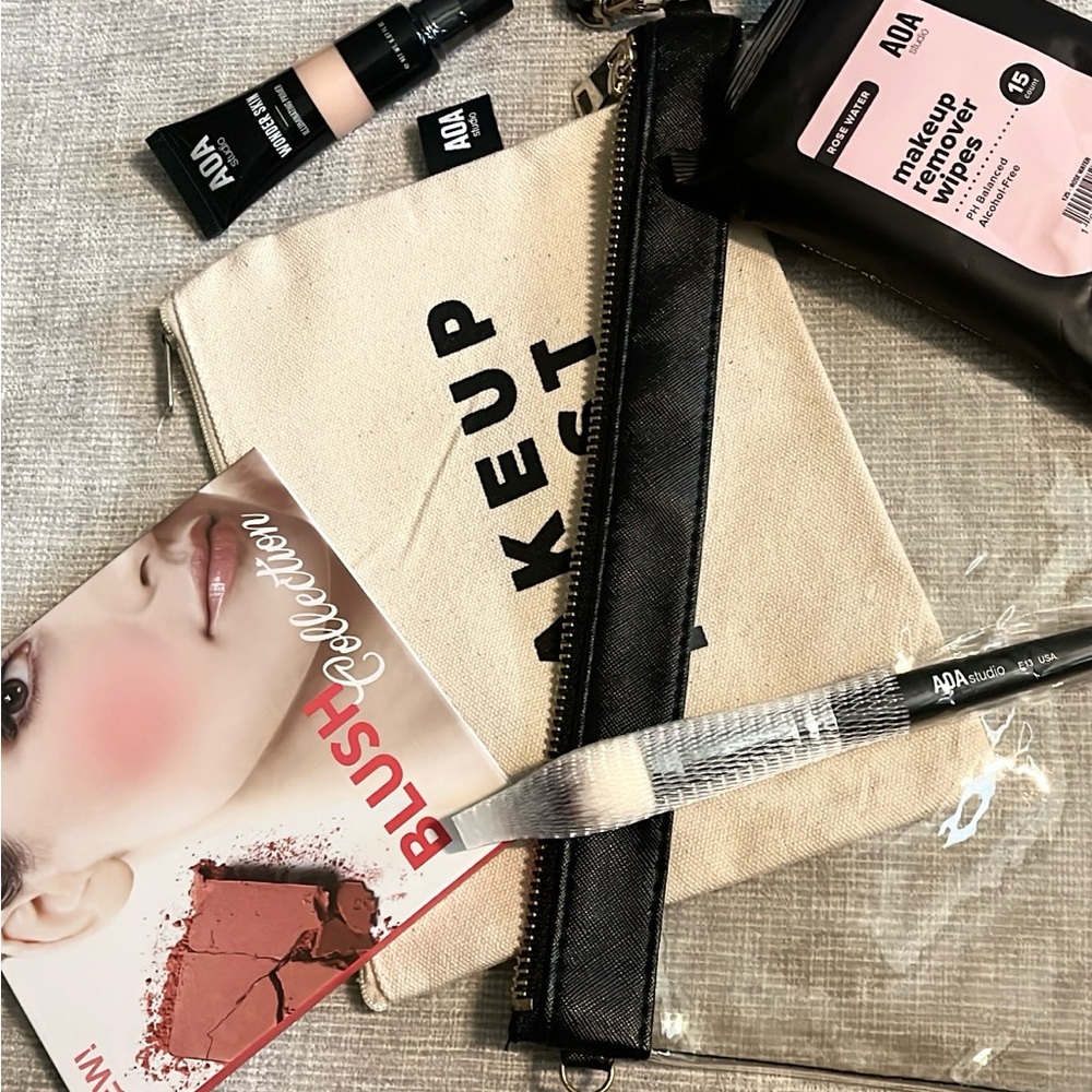 Makeup Starter Kit - Picture 3 of 6